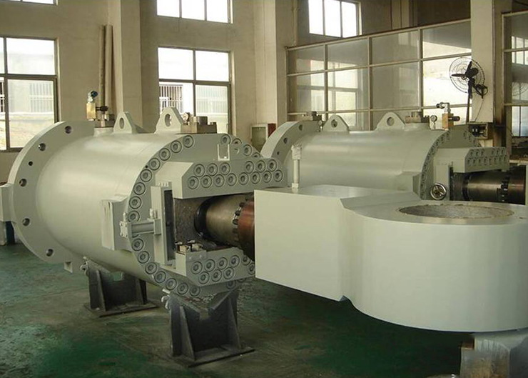 向家壩電站水輪機(jī)接力器，單機(jī)容量80萬(wàn)千瓦