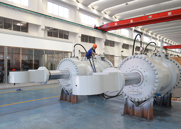 烏東德電站水輪機(jī)接力器，單機(jī)容量85萬(wàn)千瓦